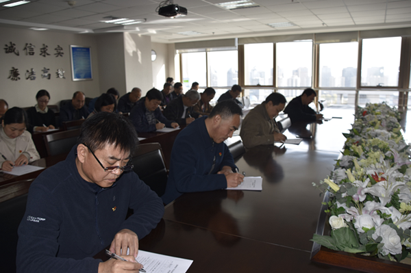 华体会平台-华体会（中国）一站式服务平台
组织党员干部进行主题教育应知应会知识测试