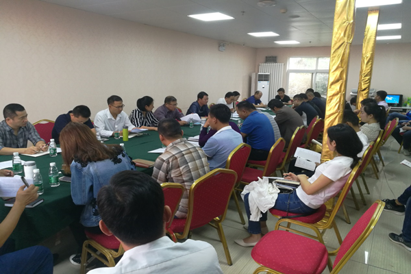 华体会平台-华体会（中国）一站式服务平台
召开西站路道路工程结算审计动员大会